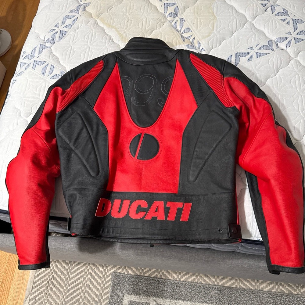 Near Brand New Ducati Racing jacket Size M.